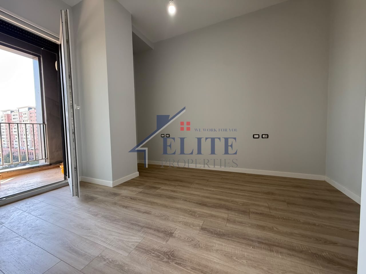 Rezidenca Henke, apartament 1+1 në shitje - përballë Spitalit Amerikan 3