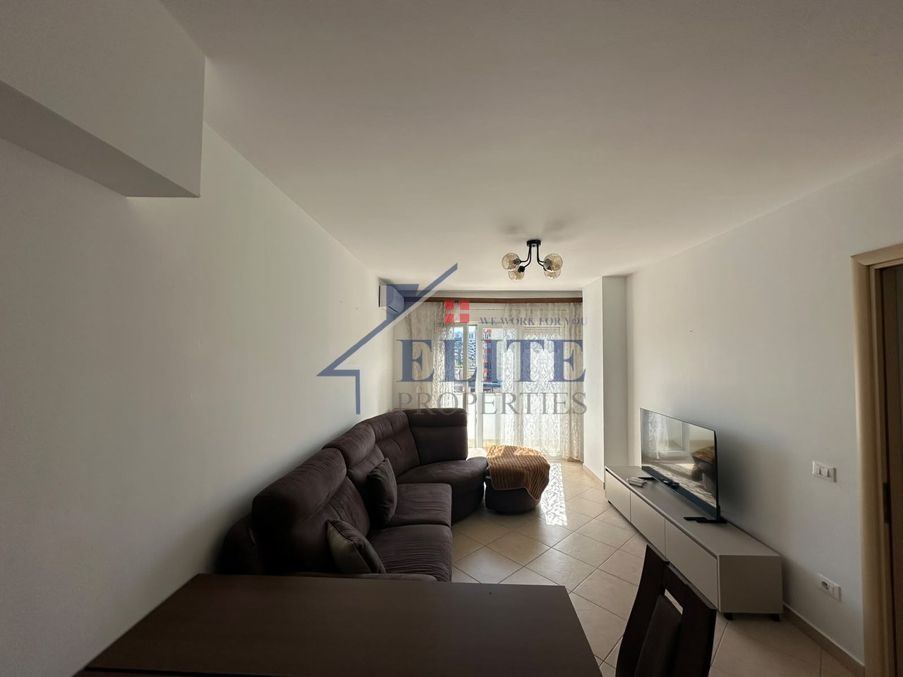 Kompleksi Magnet, apartament 1+1 me qira