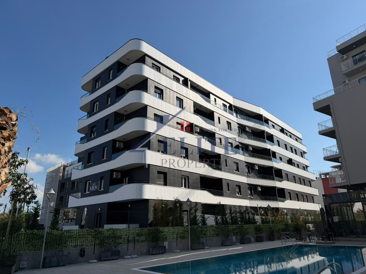 West Coast, apartament 1+1 në shitje – Golem