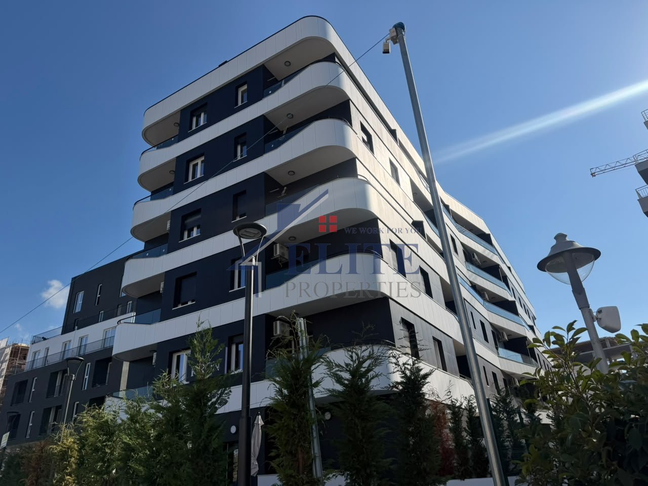West Coast, apartament 1+1 në shitje – Golem