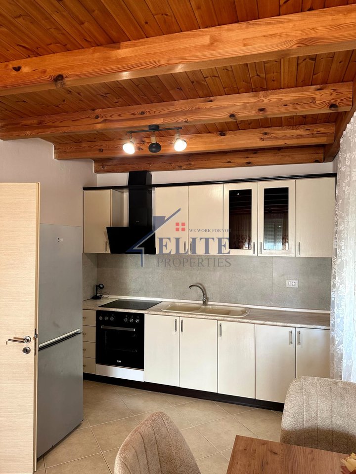 Fresku, Tirana – duplex in affitto