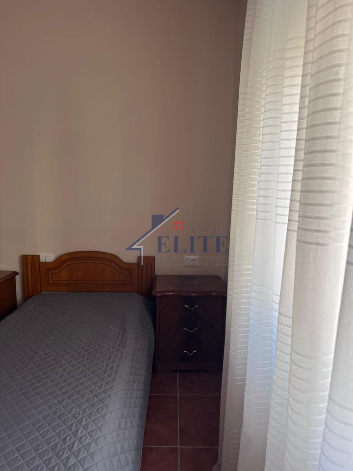 Via Pjeter Budi, appartamento 2+1 in affitto