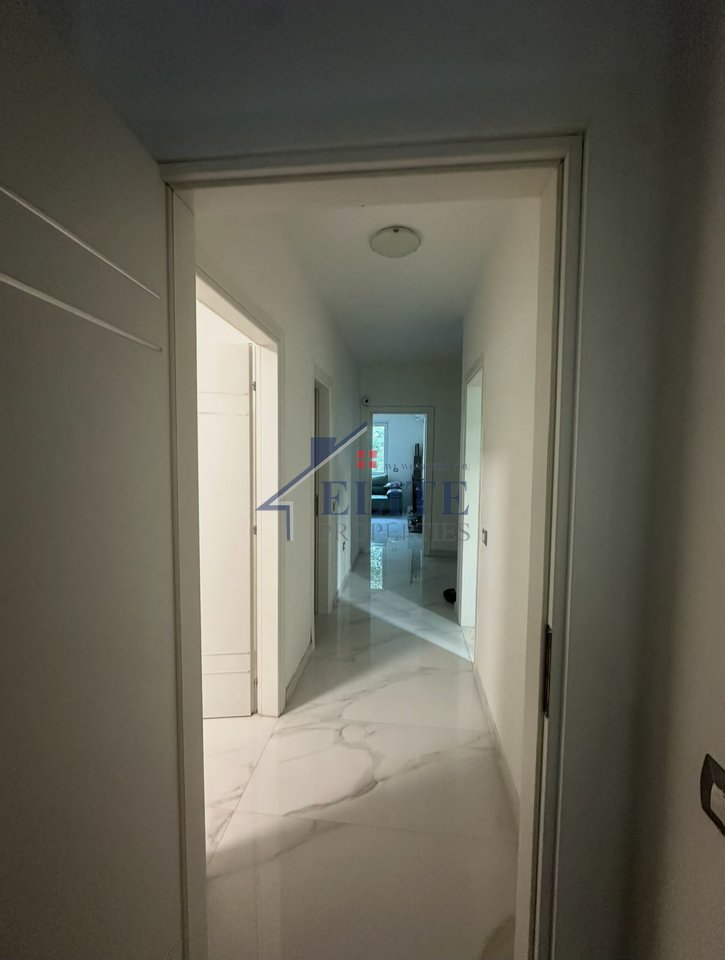 Liqeni i Thate – Apartment 2+1+2 for rent + Parking Spot