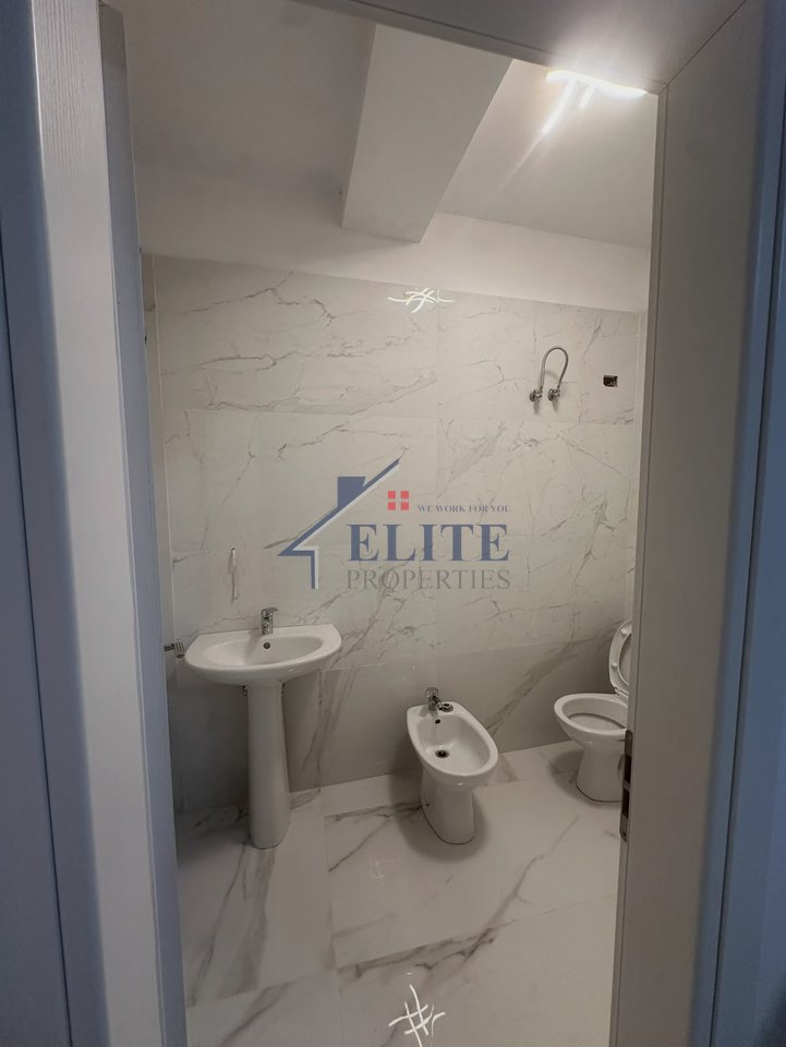 Liqeni i Thate – Apartment 2+1+2 for rent + Parking Spot