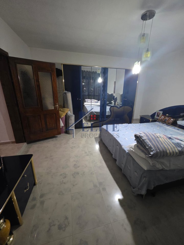 POGRADEC – SHITET SHTËPI PRIVATE 2-KATËSHE ME OBORR