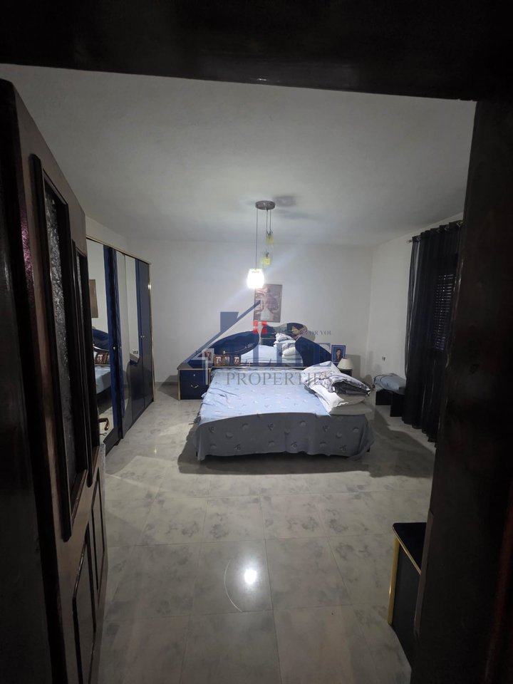 POGRADEC – SHITET SHTËPI PRIVATE 2-KATËSHE ME OBORR