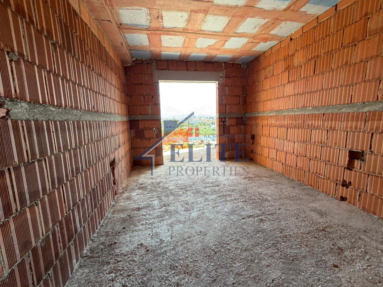 Viale Madre Teresa, appartamento 1+1 in vendita – Kamëz