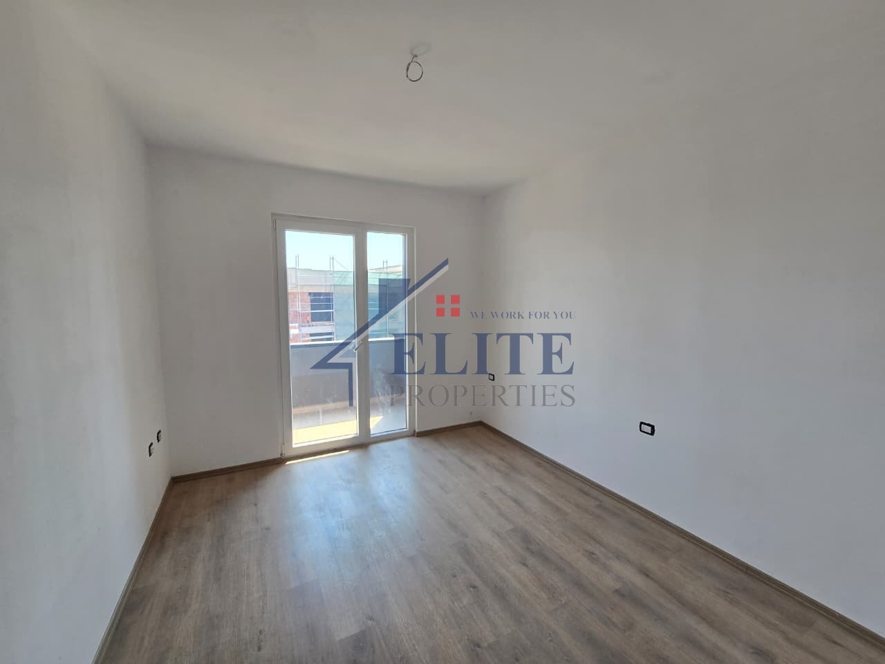 Shehu 1 Paskuqan, apartament 2+1 në shitje – Gati për banim
