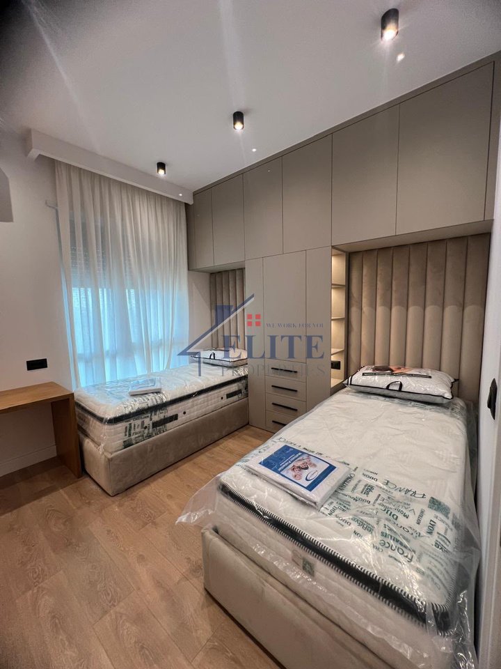 Complesso Erli, appartamento 2+1 in affitto – Porcelan