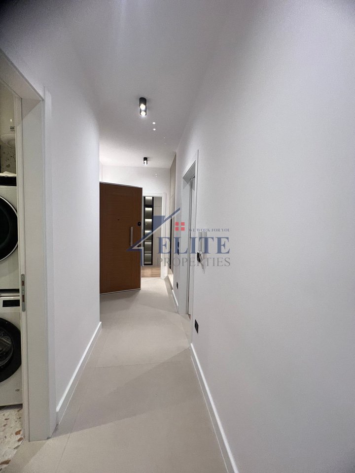 Complesso Erli, appartamento 2+1 in affitto – Porcelan