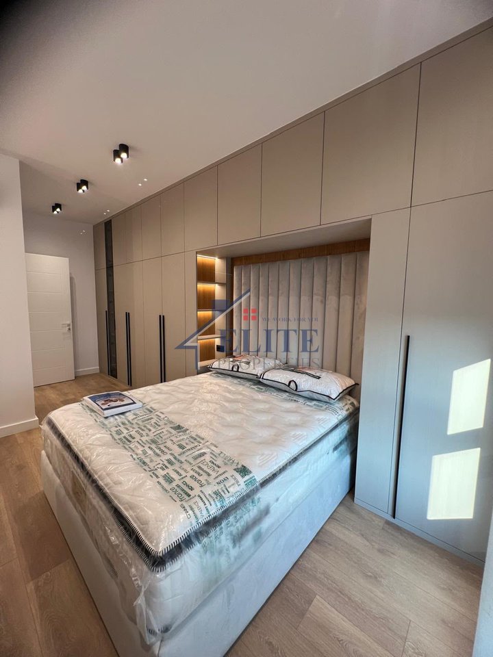 Complesso Erli, appartamento 2+1 in affitto – Porcelan