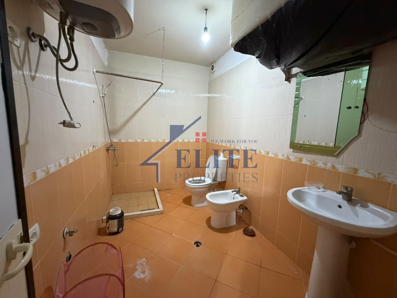 Astir prane bar oslo , jepet me qera apartament 2+1