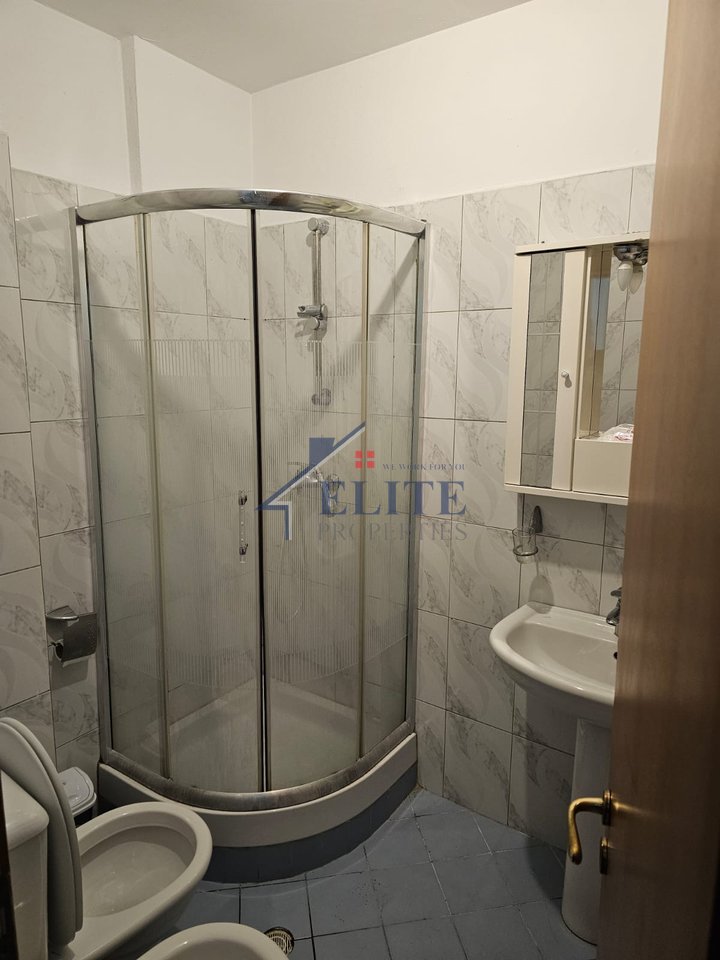 Prane Fakuletit te Inxhinierise se Ndertimit, apartament 2+1 me qira