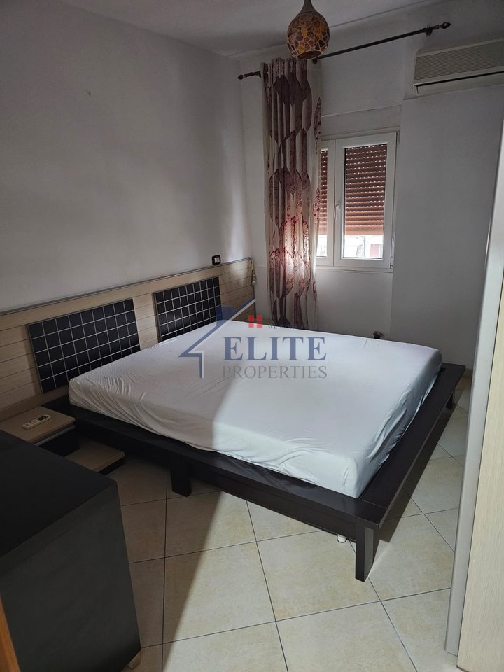 Prane Fakuletit te Inxhinierise se Ndertimit, apartament 2+1 me qira