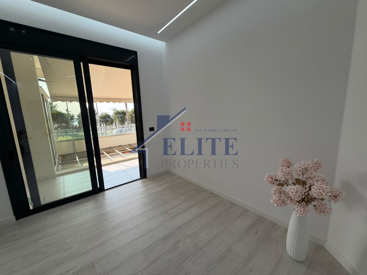 Vlorë, 1+1 apartment for sale