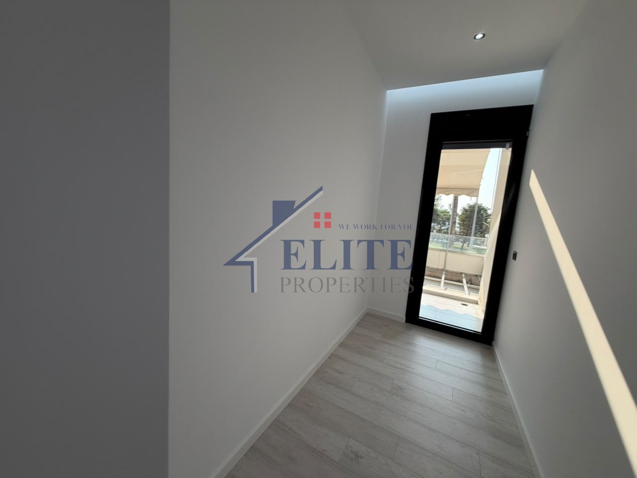 Vlorë, 1+1 apartment for sale