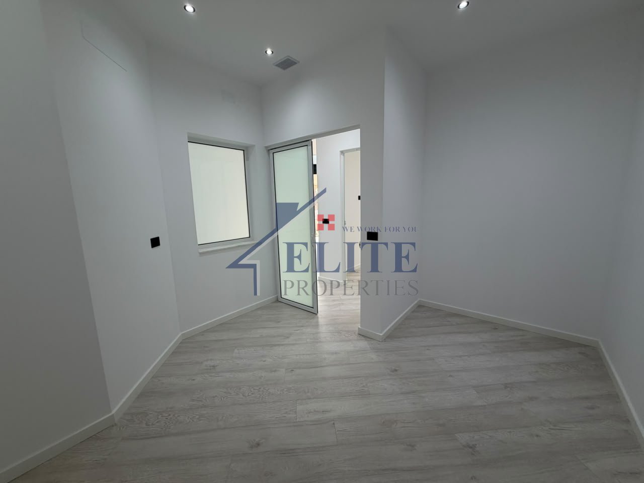 Vlorë, 1+1 apartment for sale