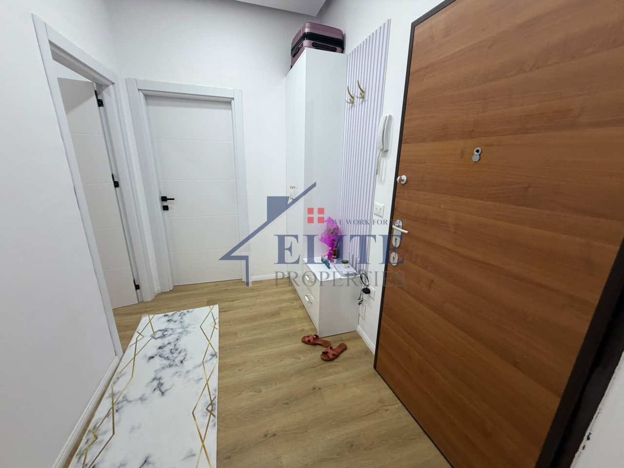 Aura Complex, 1+1 apartment for rent – Dritan Hoxha Street