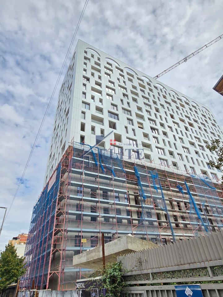 White Tower, 2+1 apartment for sale – Paris Commune