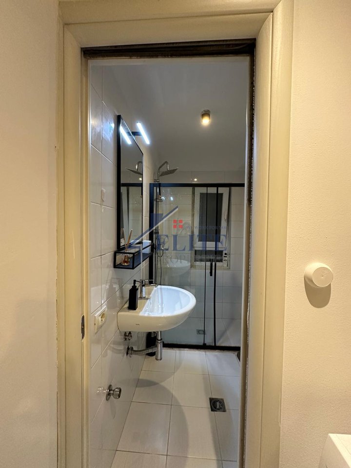 Apartament 1+1 per qera - Rruga Elbasanit, Rruga Mustafa Lleshi