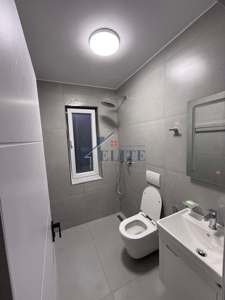 Rruga e Dibrës, apartament 2+1 me qera - prane Medresesë
