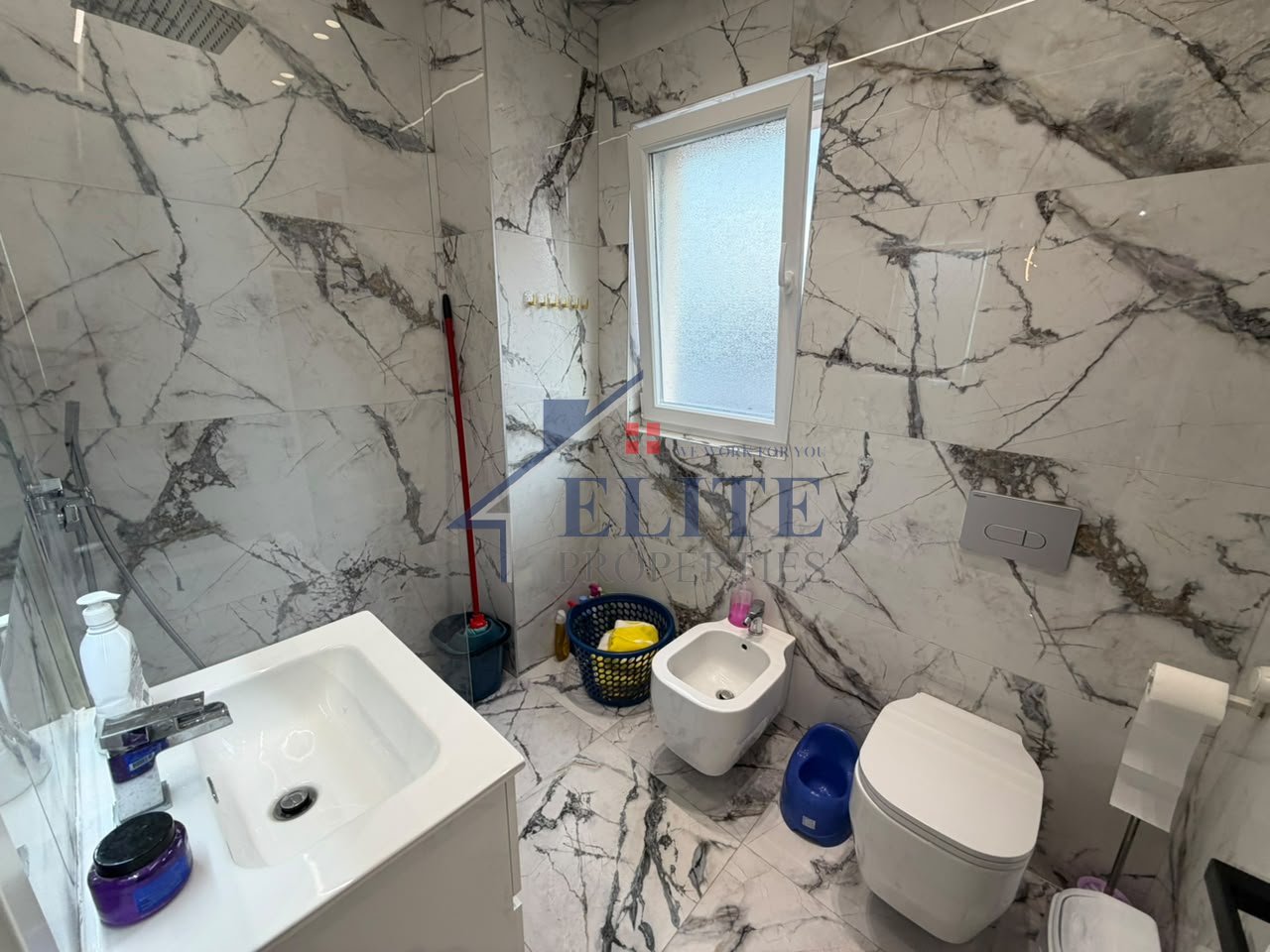 Aura Complesso in via Dritan Hoxha, appartamento 2+1 in affitto