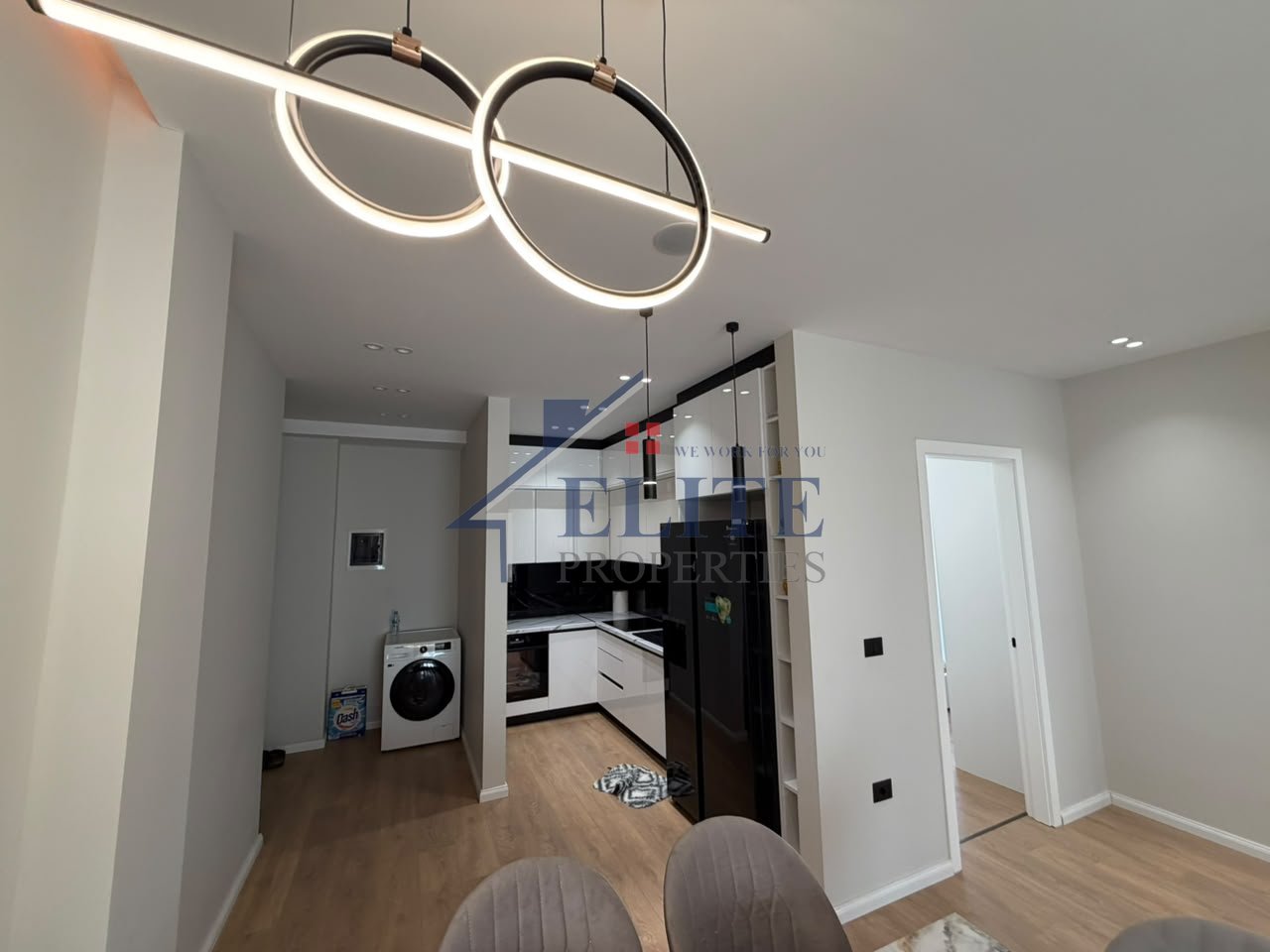 Aura Complesso in via Dritan Hoxha, appartamento 2+1 in affitto