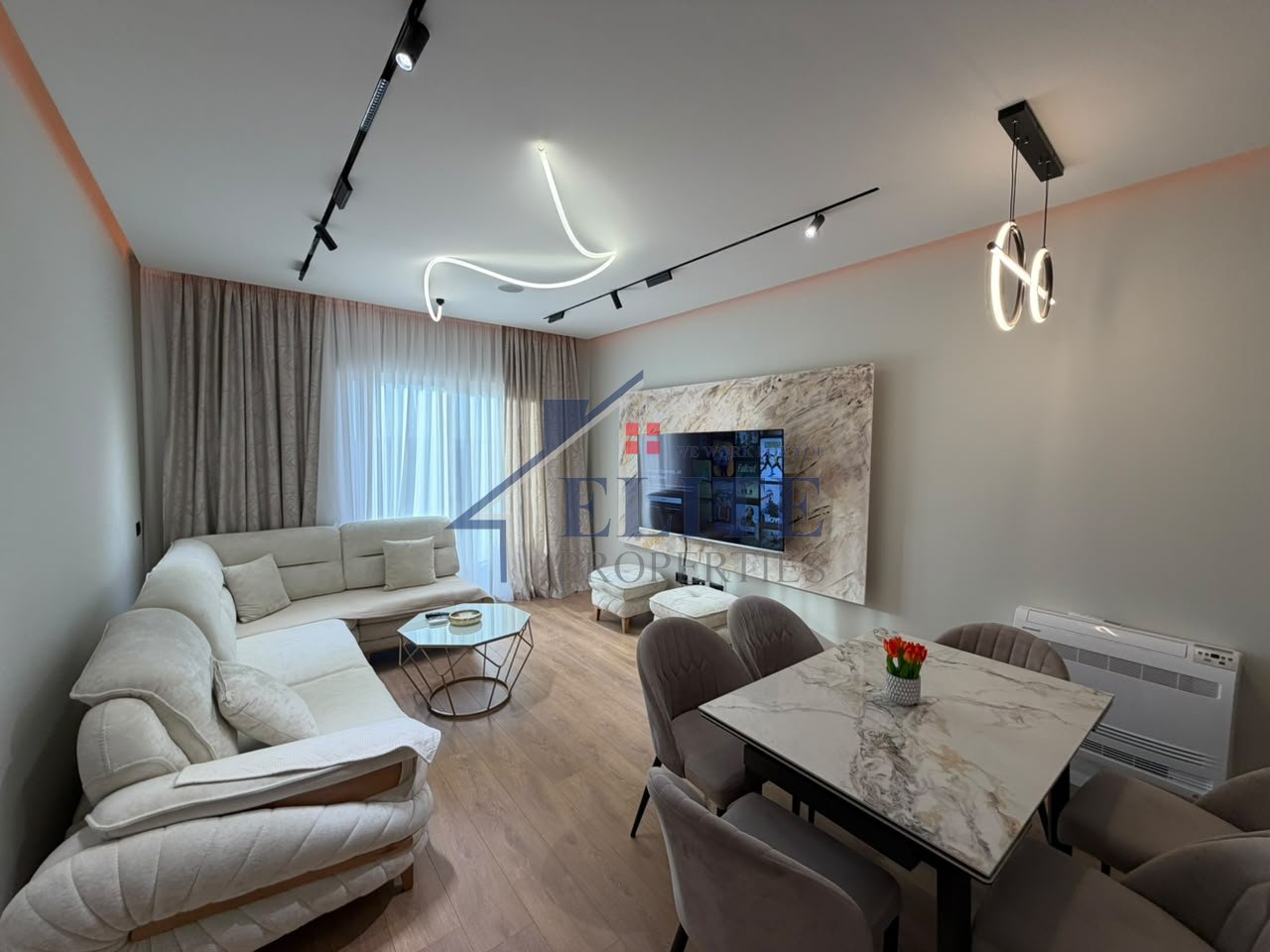 Aura Complesso in via Dritan Hoxha, appartamento 2+1 in affitto
