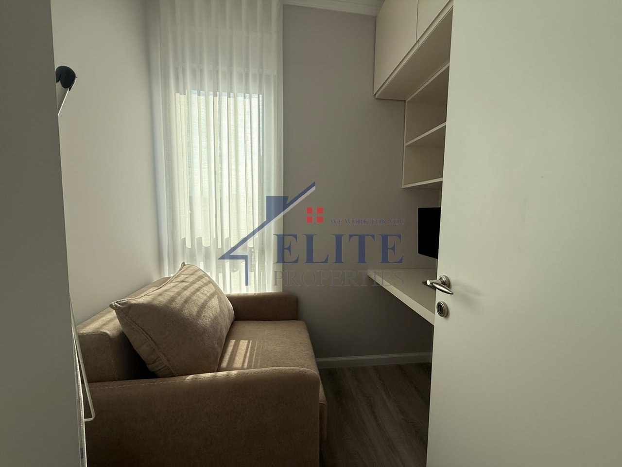 Via Dritan Hoxha, appartamento 2+1 in affitto – vicino alla Signora del Consiglio