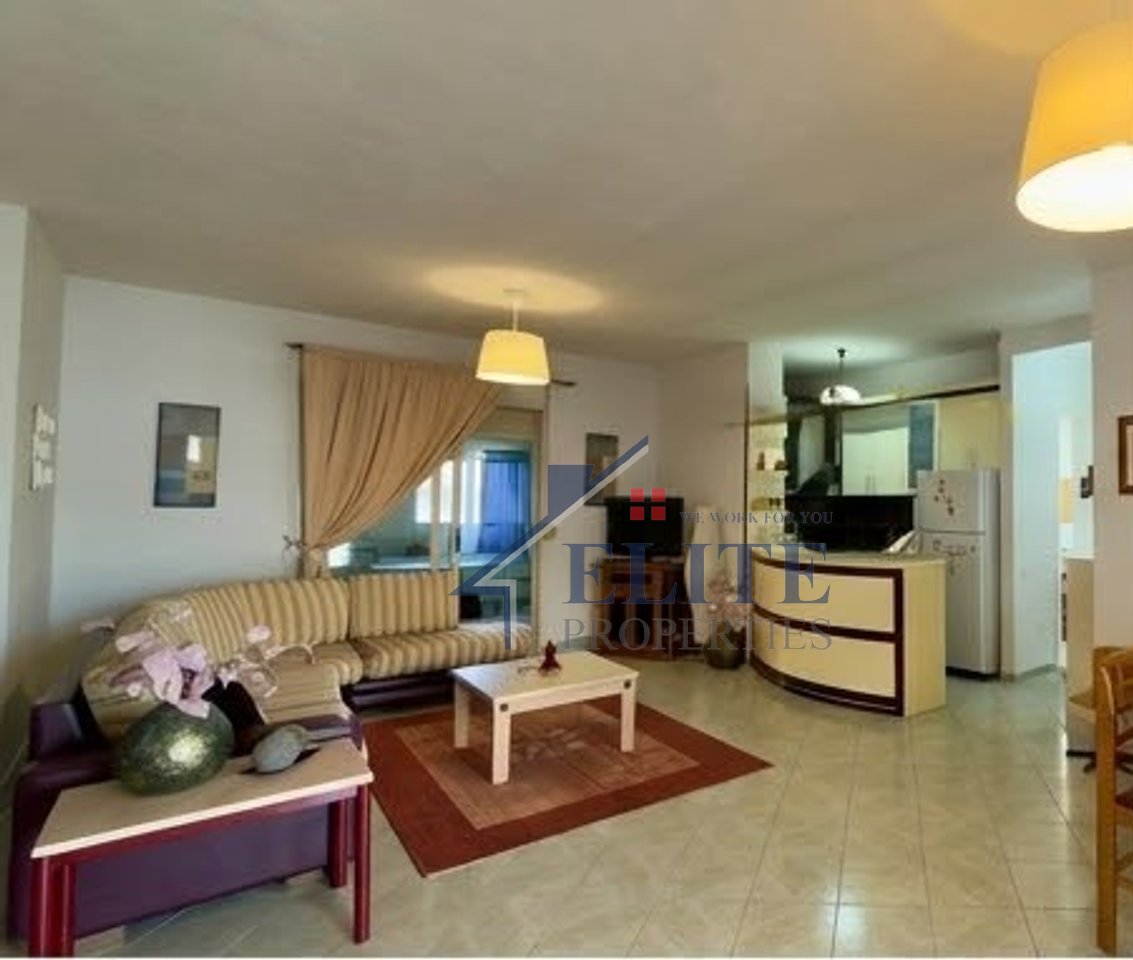 Selvia,  apartament 2+1+2 në shitje  – rruga Riza Cerova