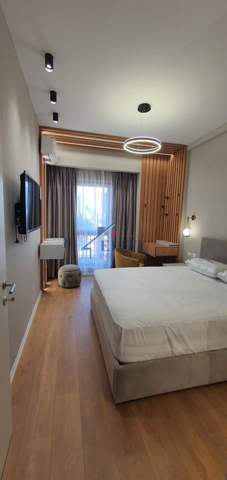 Tirana Garden Building, apartament 1+1 me qira