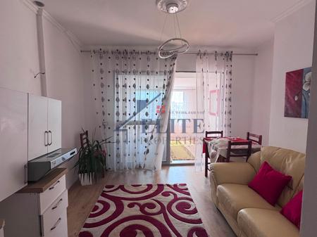 Fresk, prane Thesarit apartament 1+1 ne shitje