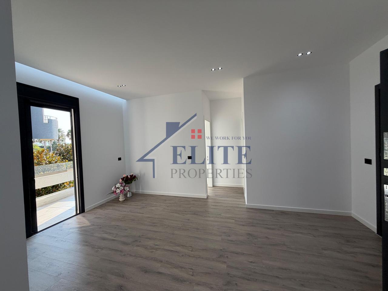 Lungomare,  apartament 1+1 në shitje – Vlorë