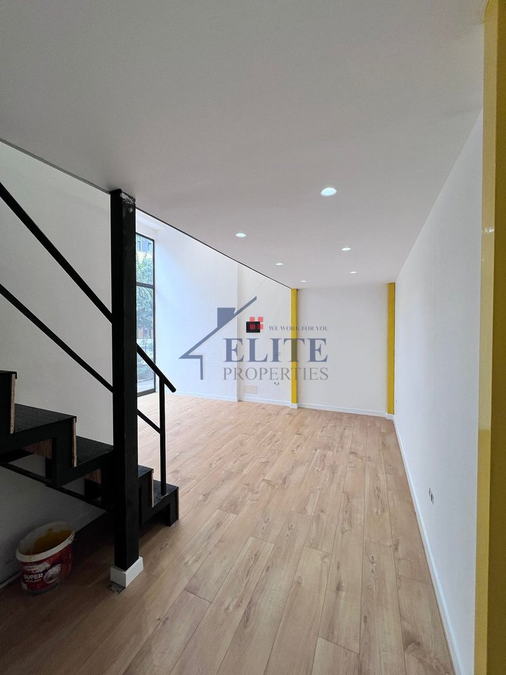 SELITË – TIRANË ,jepet dyqan me qera