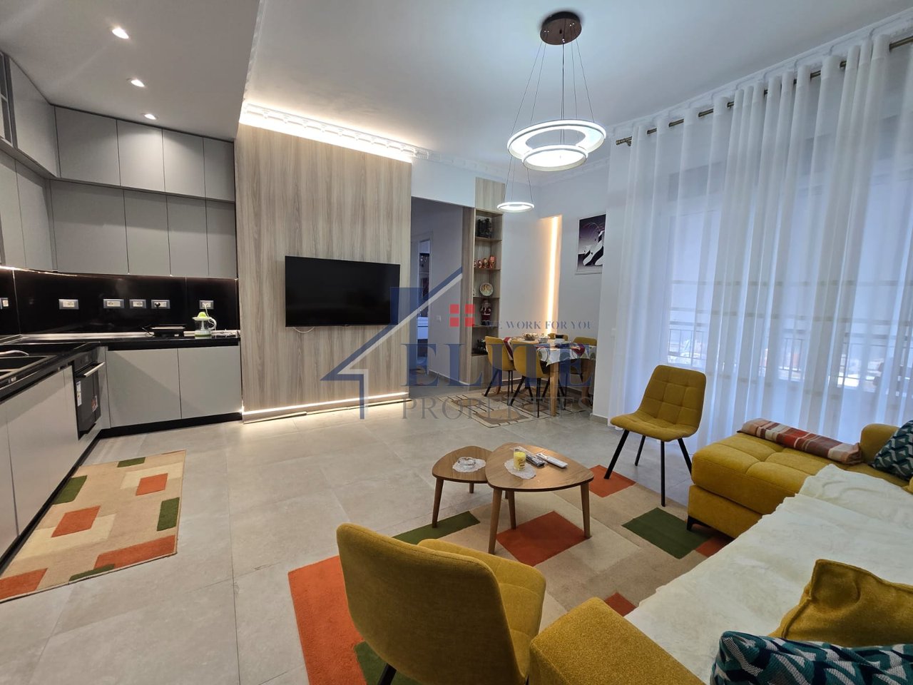 Centro, vicino a Caffè Flora - appartamento 2+1 in affitto