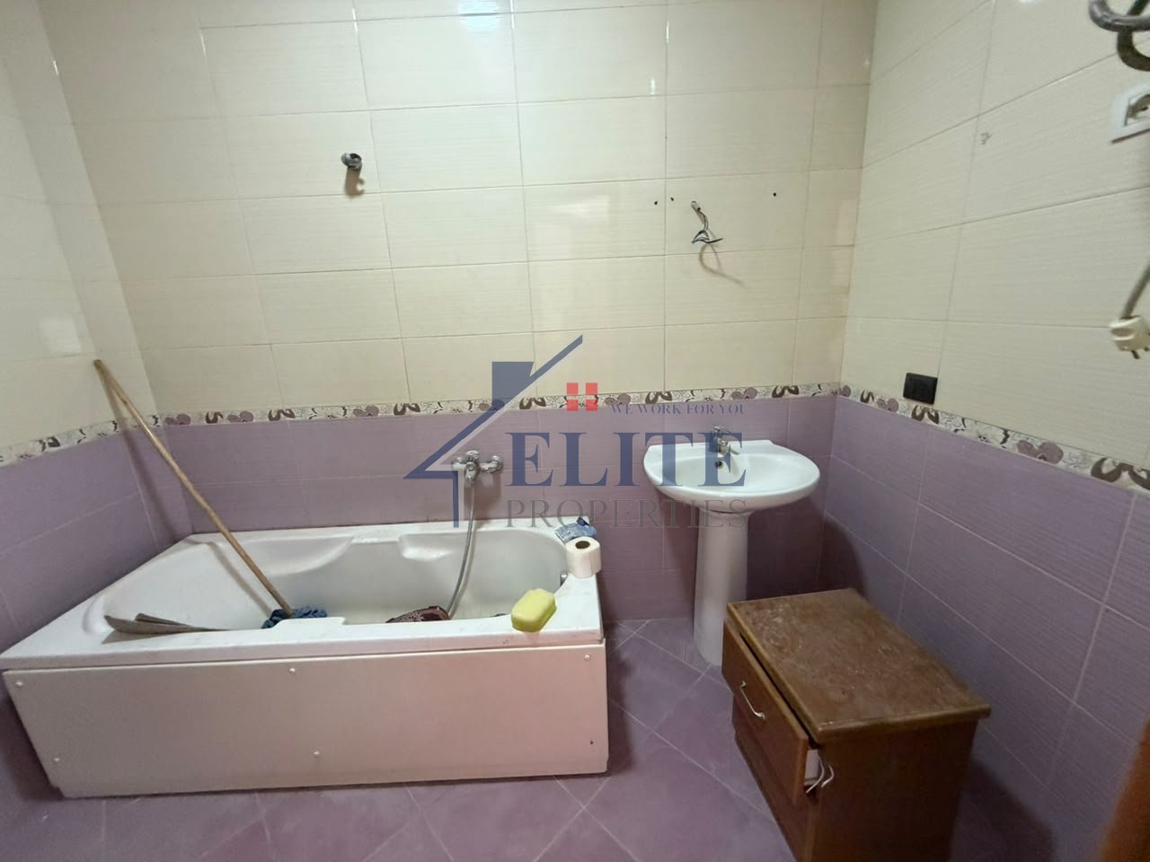 Astir, apartament 3+1+2 në shitje, Rruga Teodor Keko
