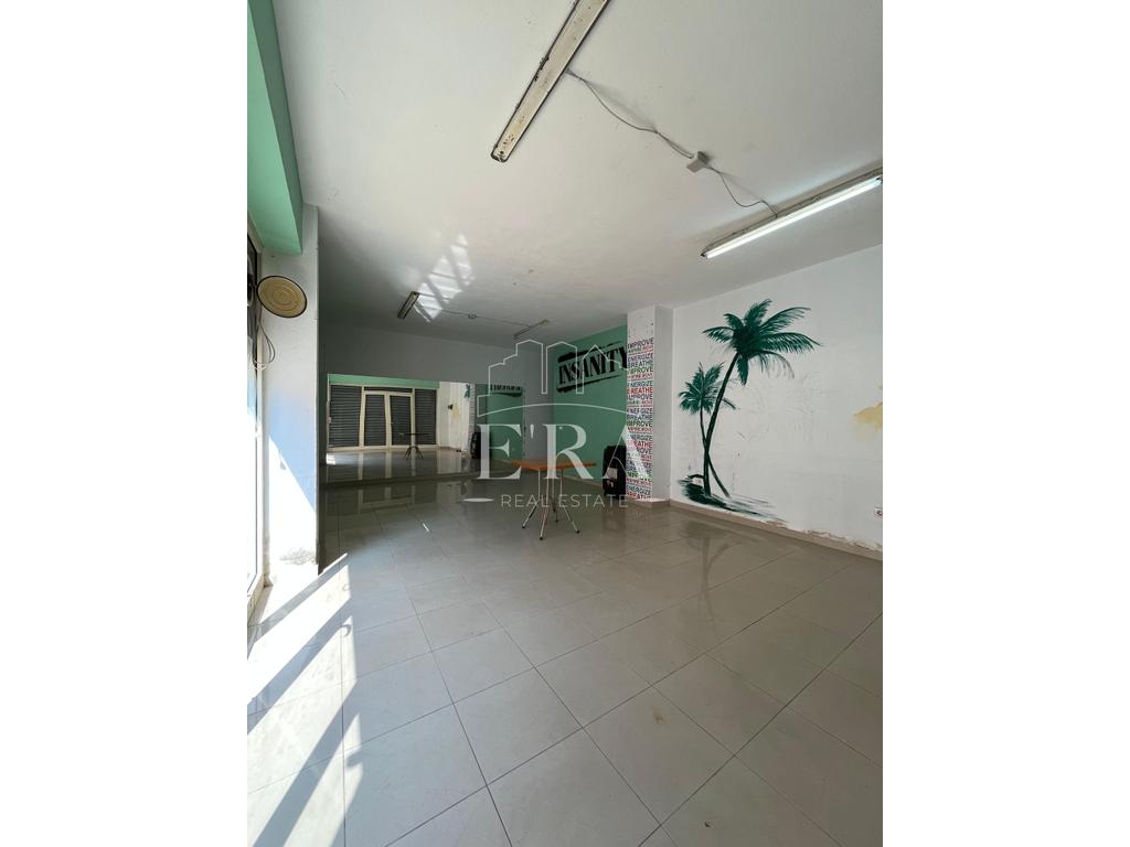 Jepet ambient biznesi me qera, Durres.