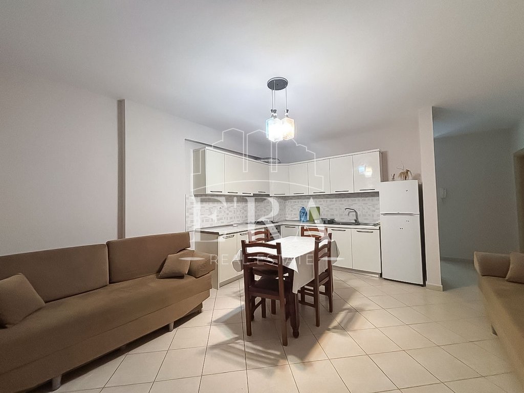 Jepet apartament 2+1+2 me qera, Currila, Durres.