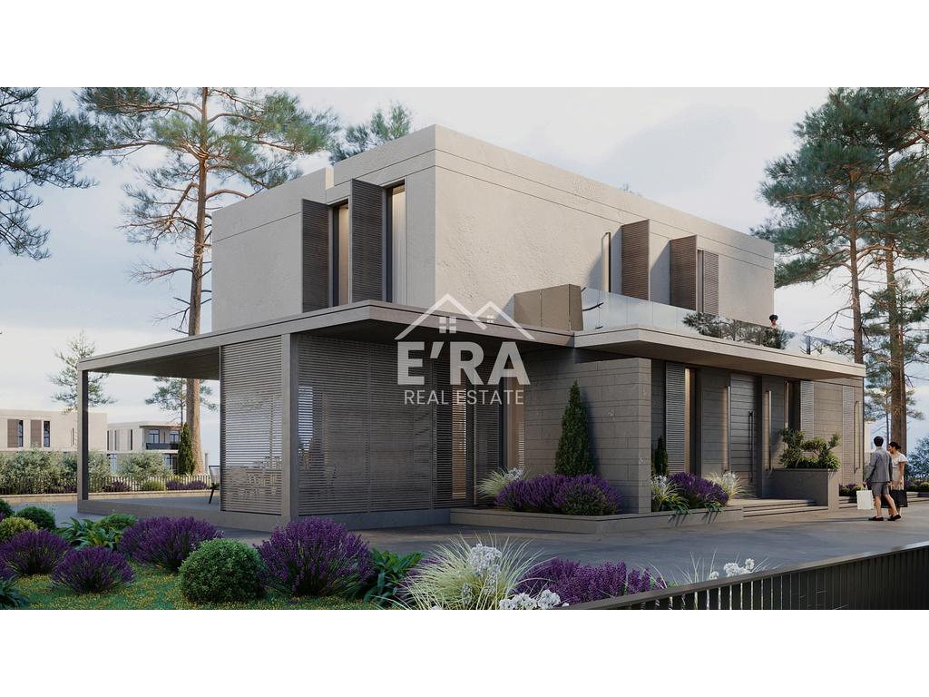 Vilë Individuale me Pishinë për shitje në Porto Lalzi – Hamallaj