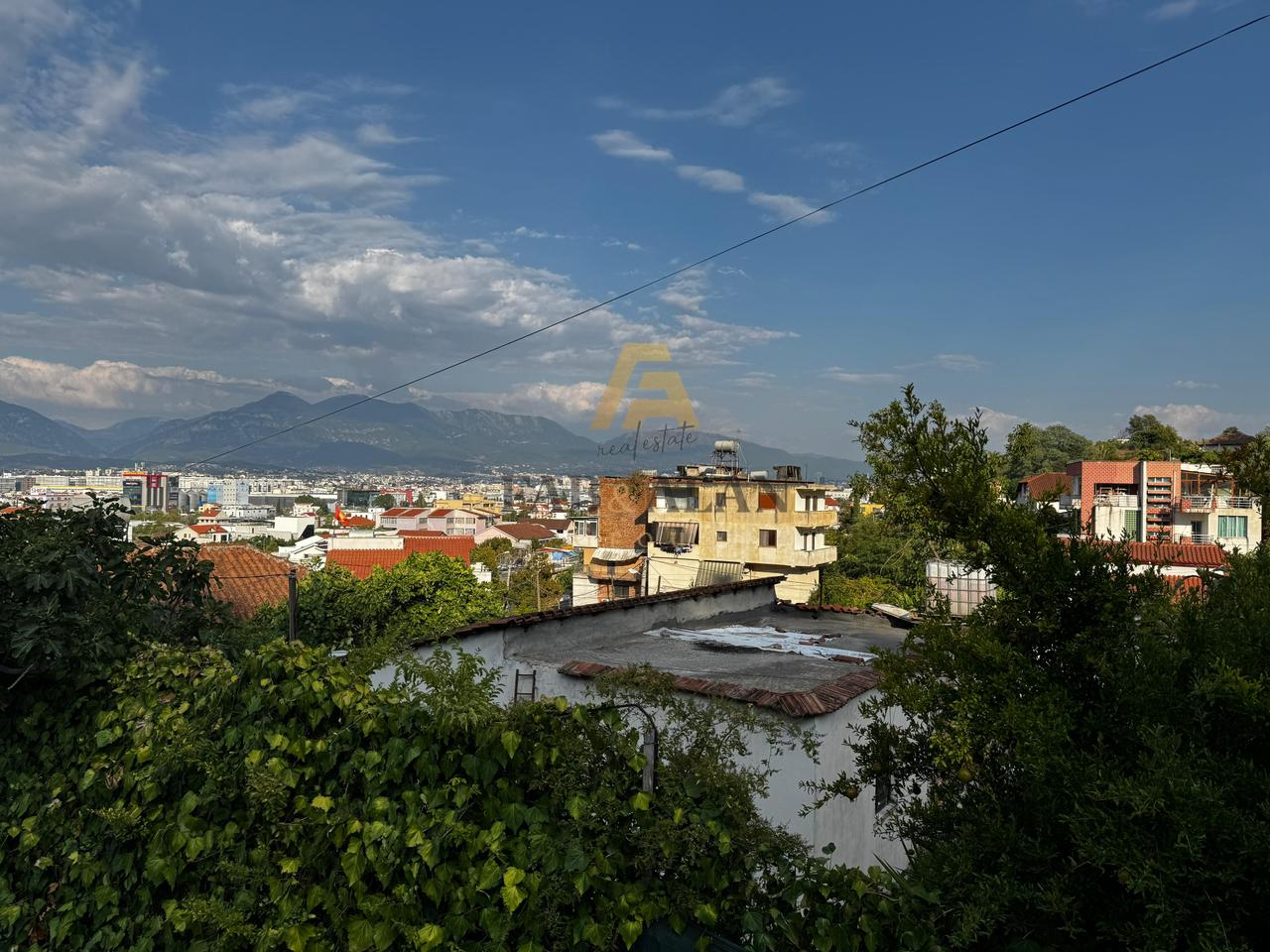 CASA PRIVATA A YRSHEKE!