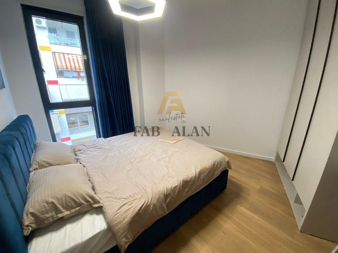 TEK KOPSHTI ZOOLOGJIK APARTAMENT 1+1 PER QERA!