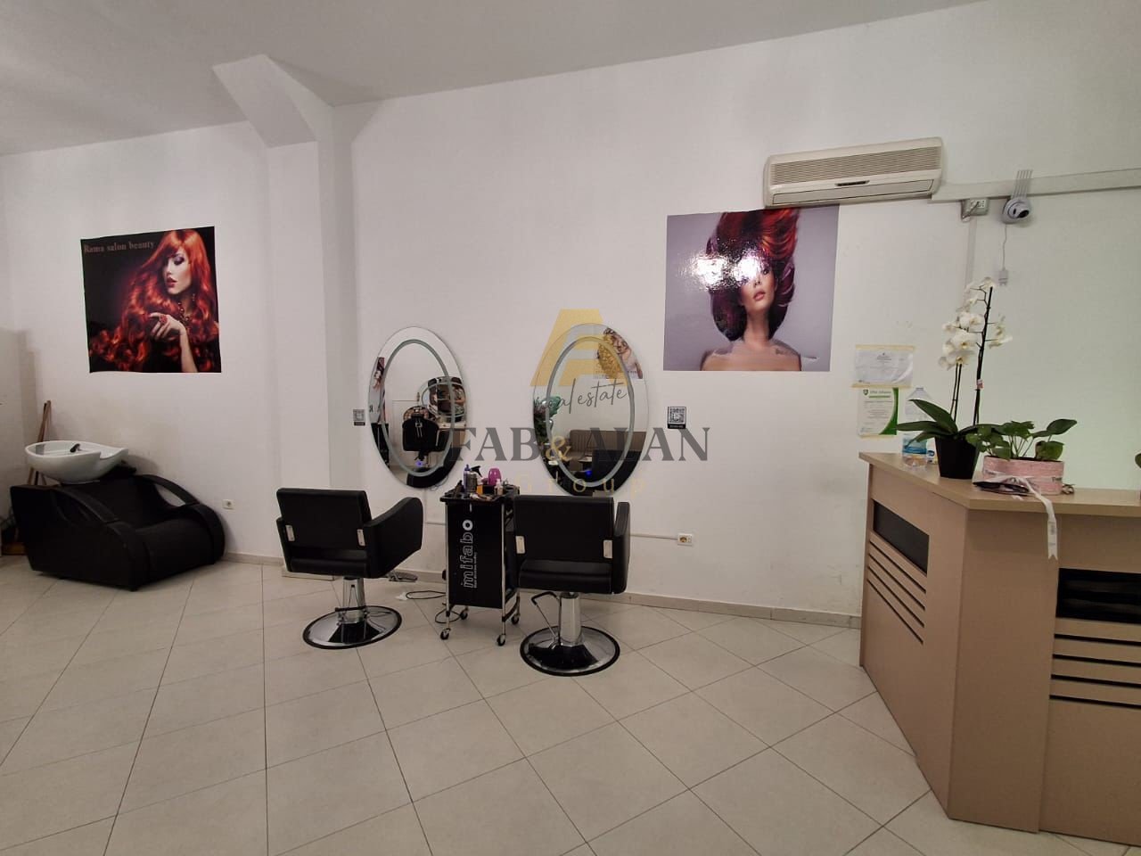LOCALE COMMERCIALE IN VENDITA!