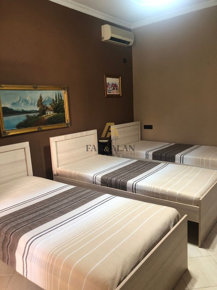 FIRST FLOOR OF A VILLA FOR RENT IN NE MEDRESE!