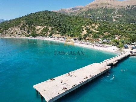 SELLING 10,000 M2 IN PIQERAS!