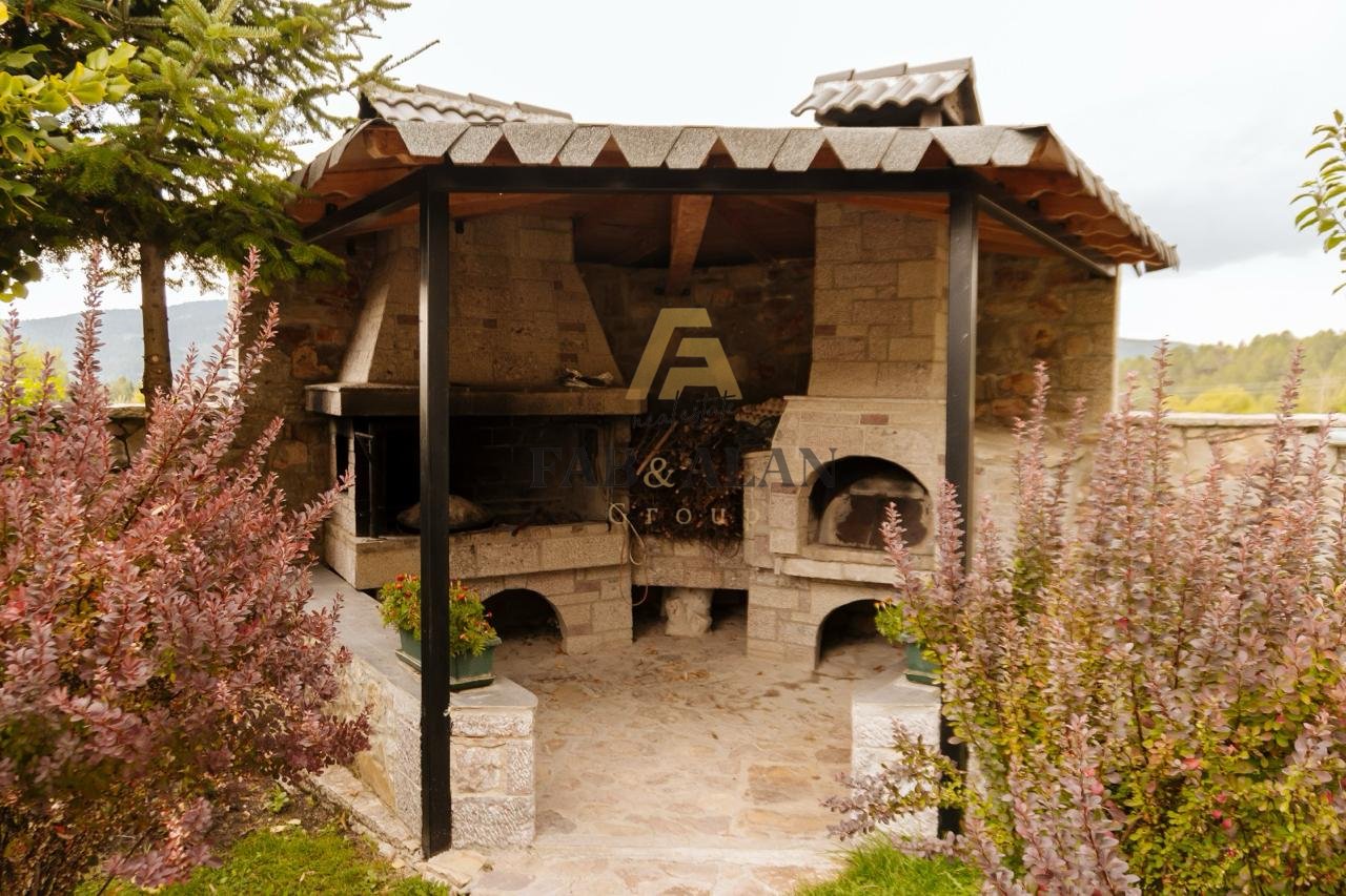 HOTEL FOR SALE IN VOSKOPOJE AND KORCE!
