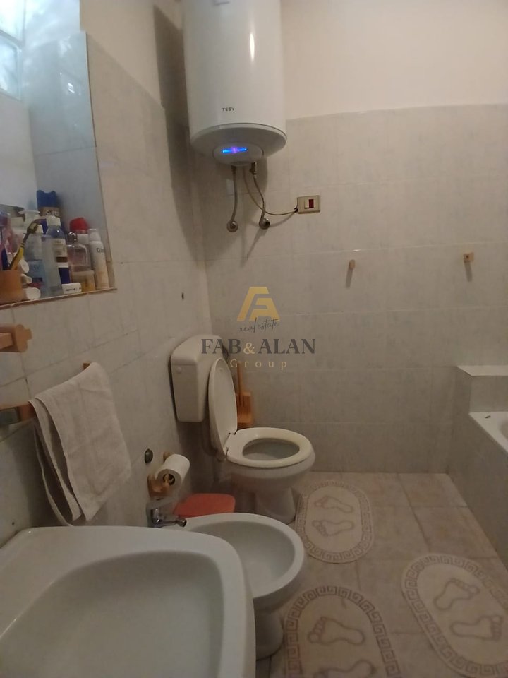 TEK RRUGA RAMAZAN BOGDANI APARTAMENT 2+1 PER QERA!