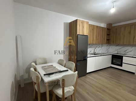NE KAMEZ TEK RRUGA BERISHA APARTAMENT 2+1+2 PER QERA!