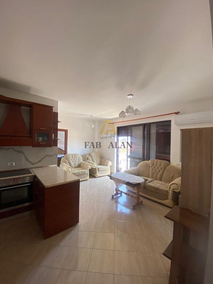 APPARTAMENTO PRANE KINOSTUDIOS 2+1+2 IN AFFITTO!