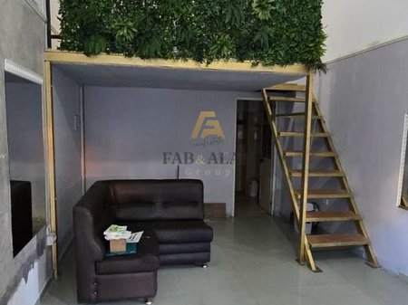 LOCALE COMMERCIALE IN AFFITTO - VIA '4 DESHMORET'!