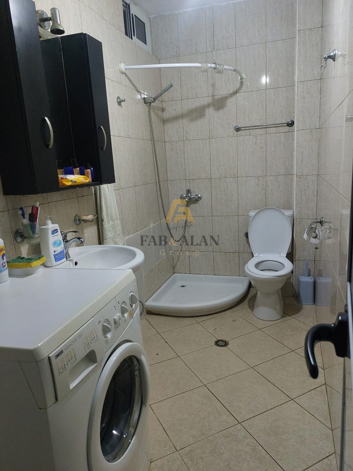 TEK OXHAKU APARTAMENT 2+1 PER QERA!